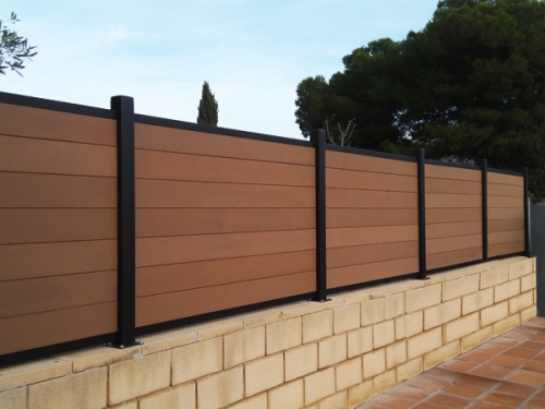 Valla de madera composite tecnológica